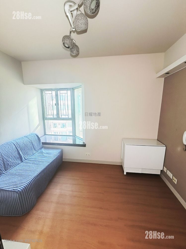 Metro Harbour View Rental 2 Bedrooms 322 ft²