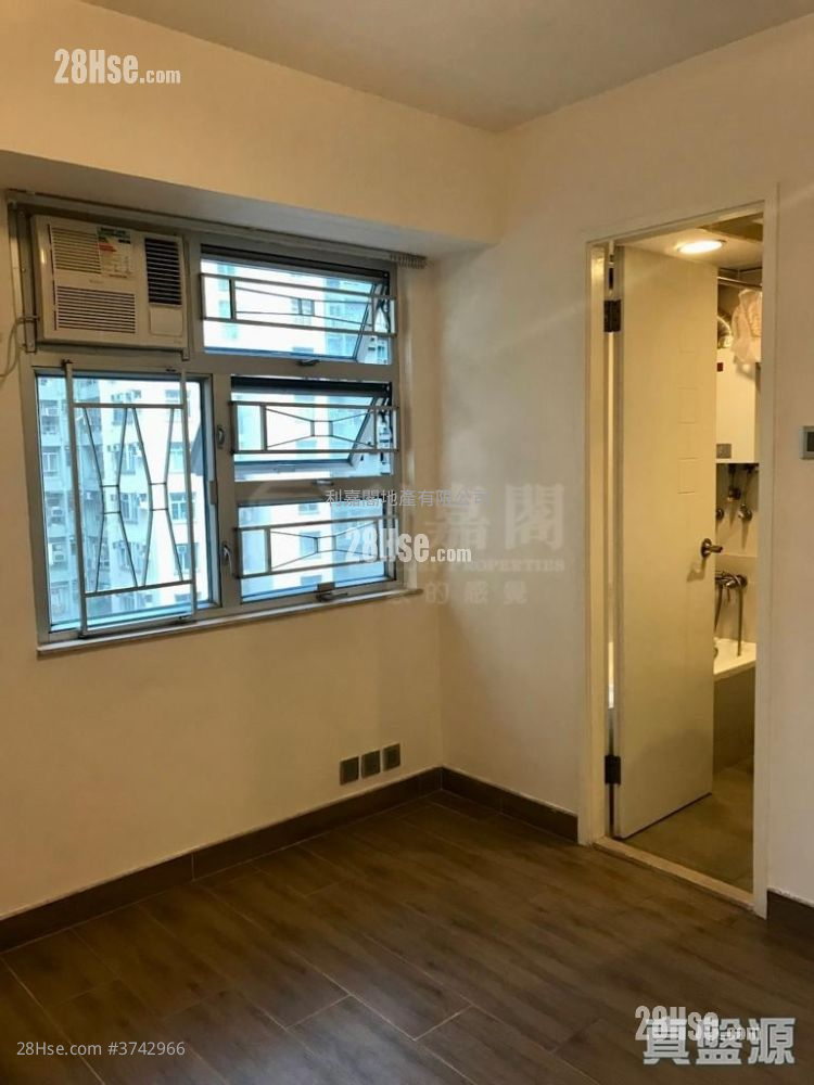 美孚新邨 售盤 3 房 , 1 浴室 579 平方呎