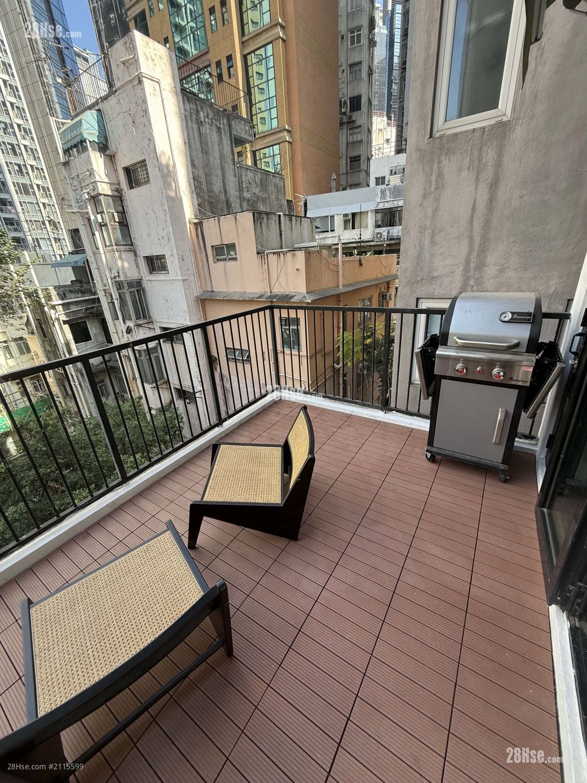 65 Hollywood Road Rental 1 Bedroom , 1 Bathroom 410 ft²