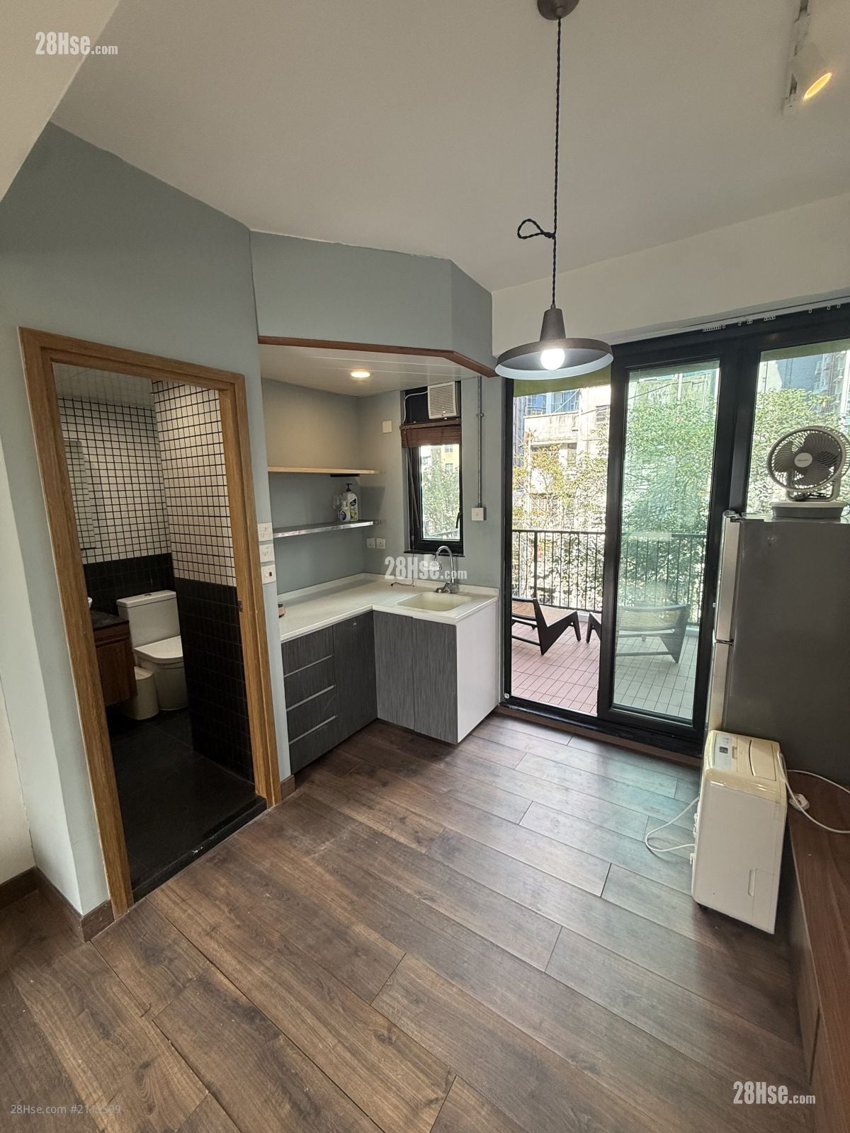 65 Hollywood Road Rental 1 Bedroom , 1 Bathroom 410 ft²