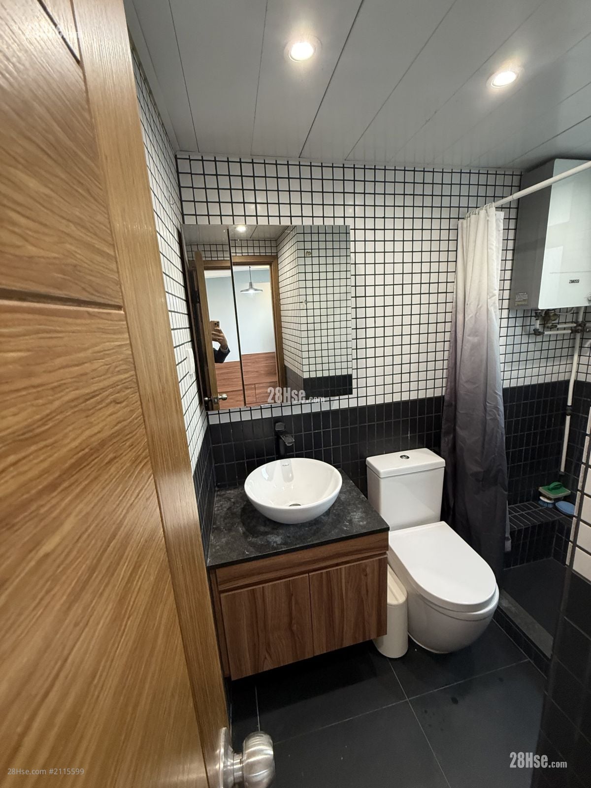 65 Hollywood Road Rental 1 Bedroom , 1 Bathroom 410 ft²