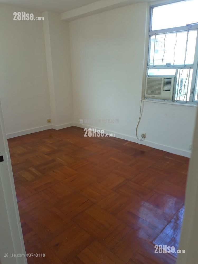 美孚新邨 售盘 3 房 , 1 浴室 654 平方尺