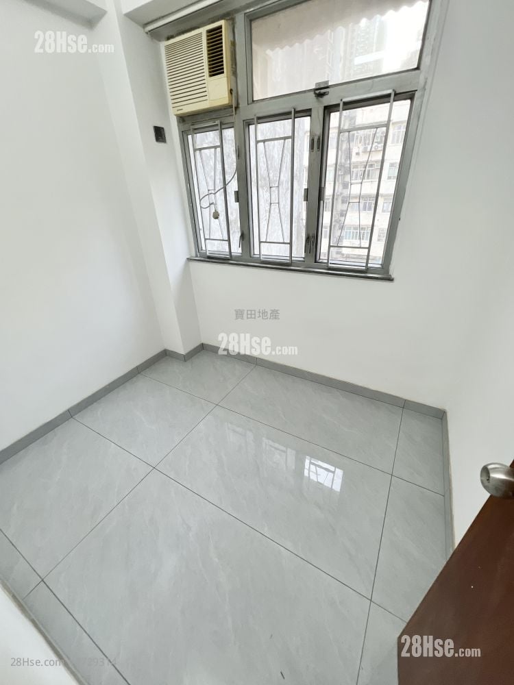 Chinese Mansion Rental 2 Bedrooms , 1 Bathroom 271 ft²