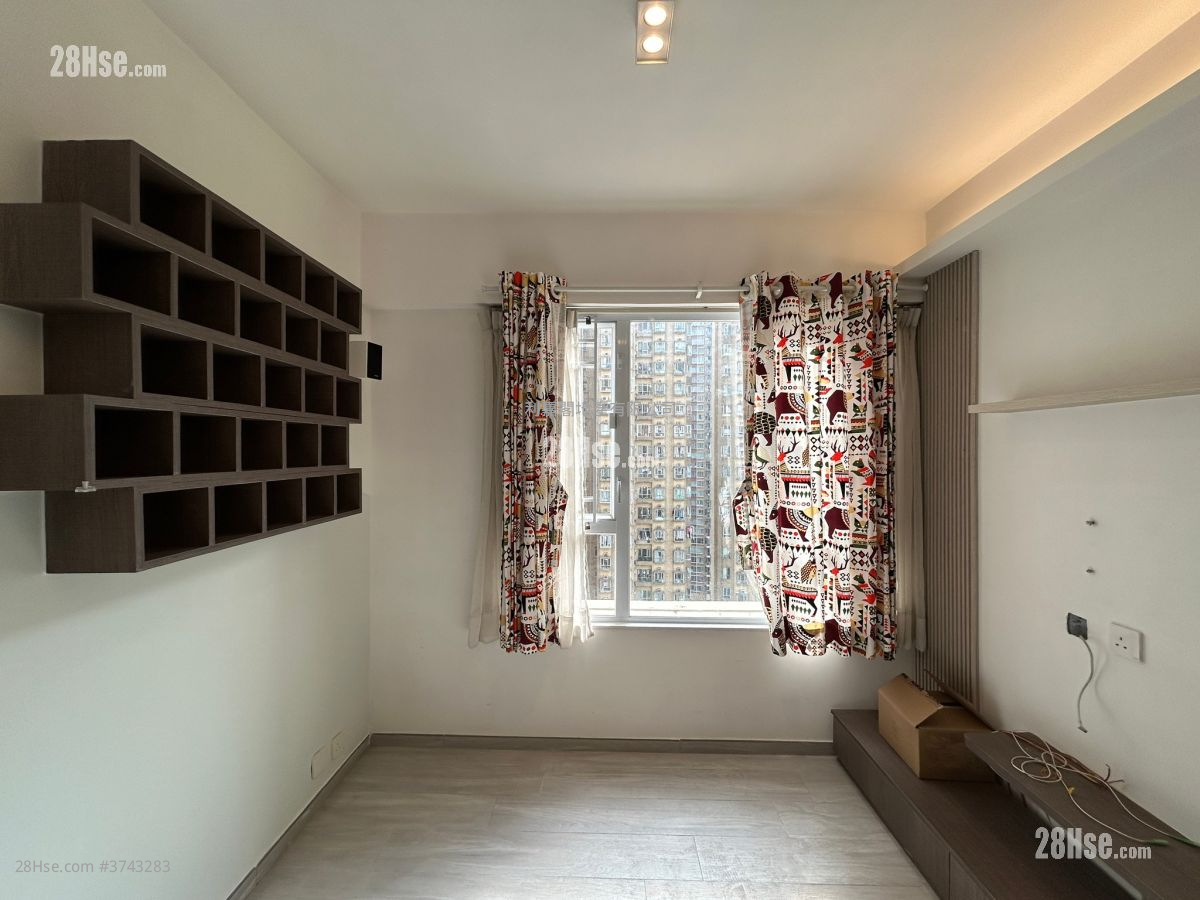 青怡花園 租盤 2 房 , 2 浴室 547 平方呎