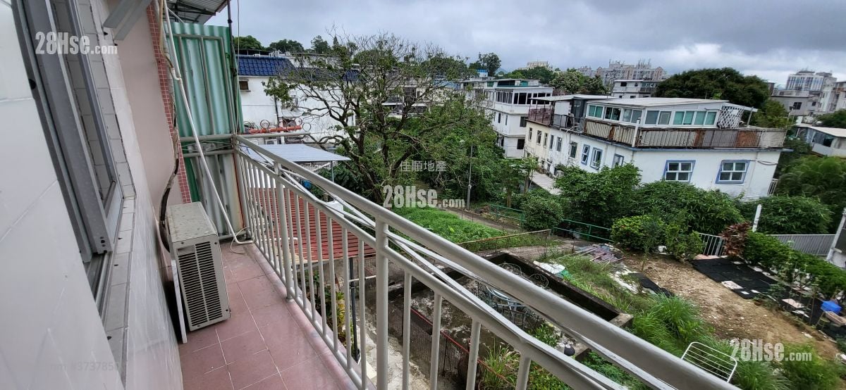 Village Rental 2 Bedrooms , 1 Bathroom