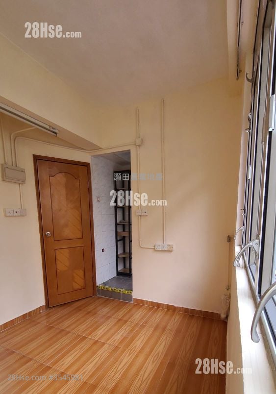 单幢楼房 租盘 开放式间隔 , 1 浴室 120 平方尺