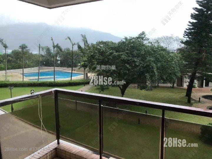 碧霞花園 售盤 3 房 , 2 浴室 1,296 平方呎