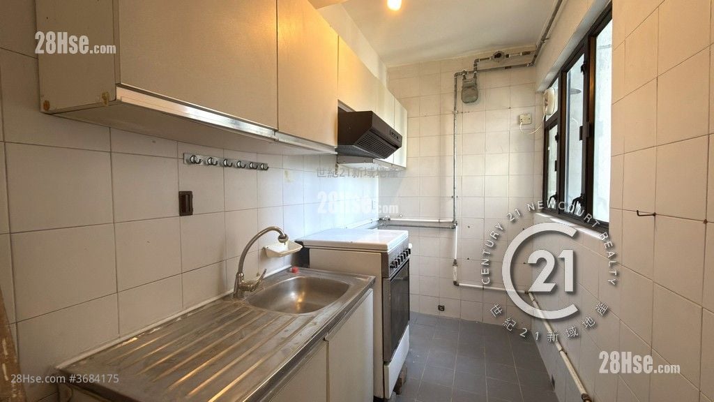 Discovery Bay Sell Studio , 1 Bathroom 398 ft²