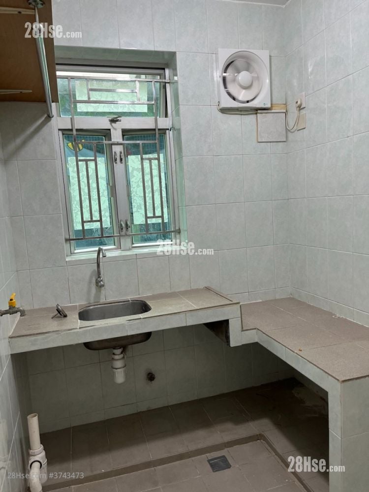 Village Rental Studio , 1 Bathroom 250 ft²