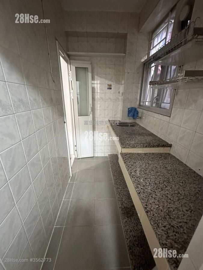 Village Rental 1 Bedroom , 1 Bathroom 300 ft²