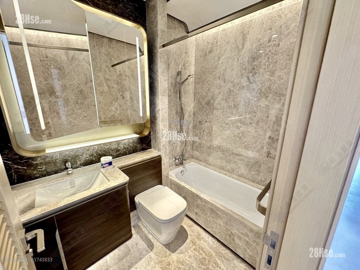 港島南岸 租盤 3 房 , 2 浴室 709 平方呎