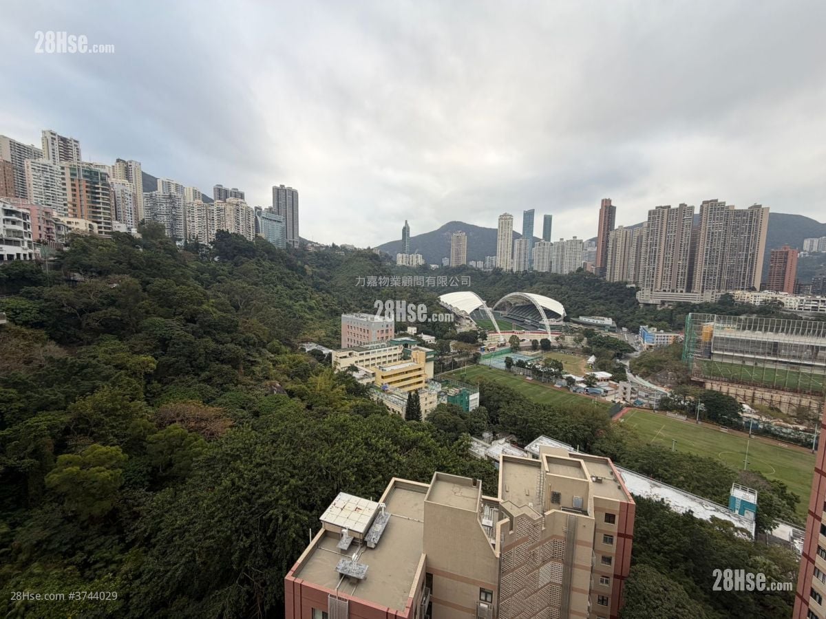 豪園 租盤 2,560 平方呎