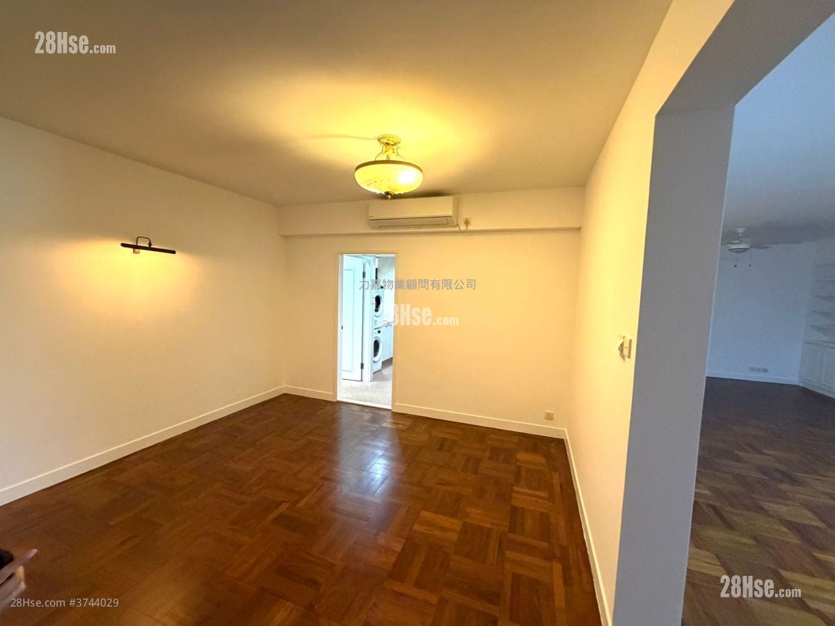 豪園 租盤 2,560 平方呎