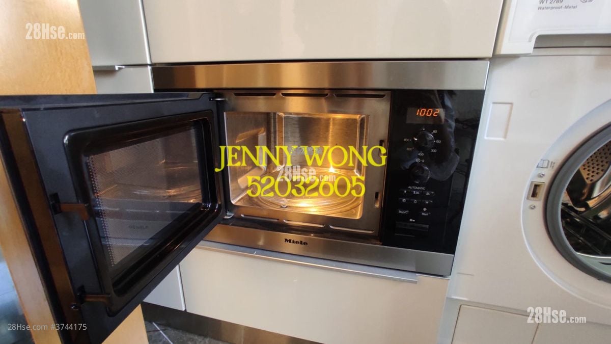 Grand Austin Sell 2 Bedrooms , 1 Bathroom 595 ft²