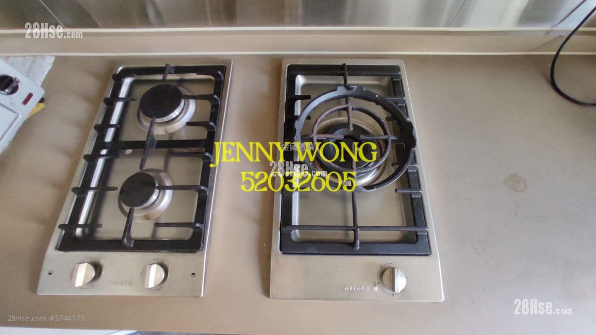 Grand Austin Sell 2 Bedrooms , 1 Bathroom 595 ft²