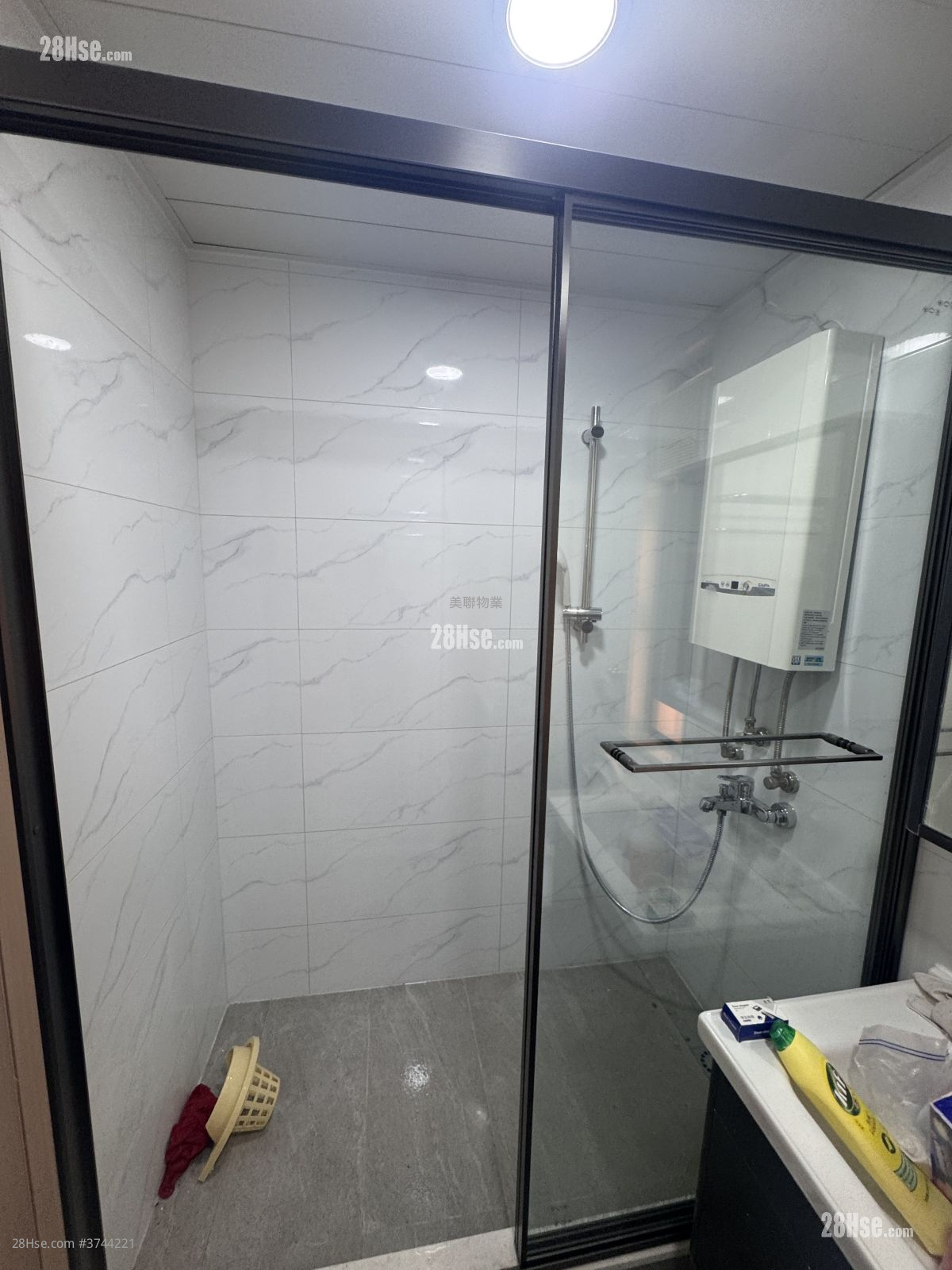 綠楊新邨 租盤 3 房 , 1 浴室 582 平方呎