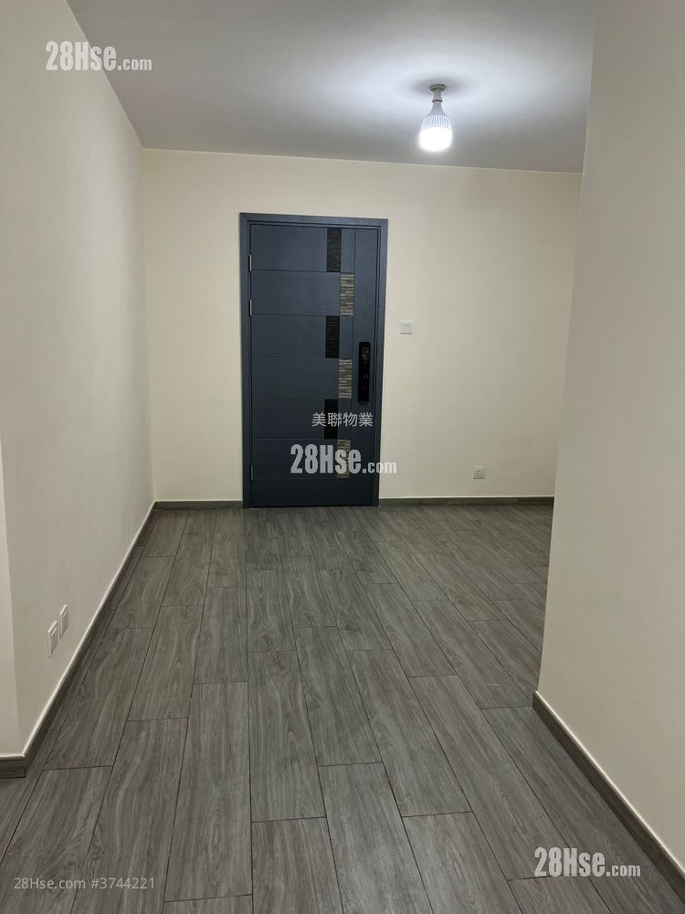 綠楊新邨 租盤 3 房 , 1 浴室 582 平方呎