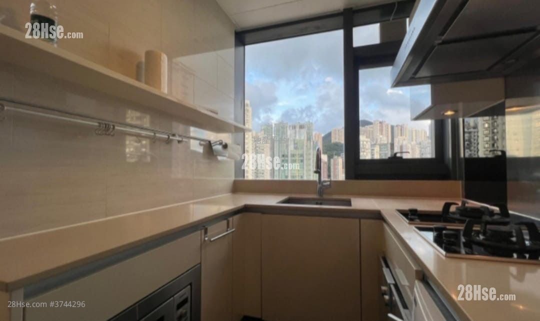 尚峦 售盘 3 房 , 2 浴室 810 平方尺