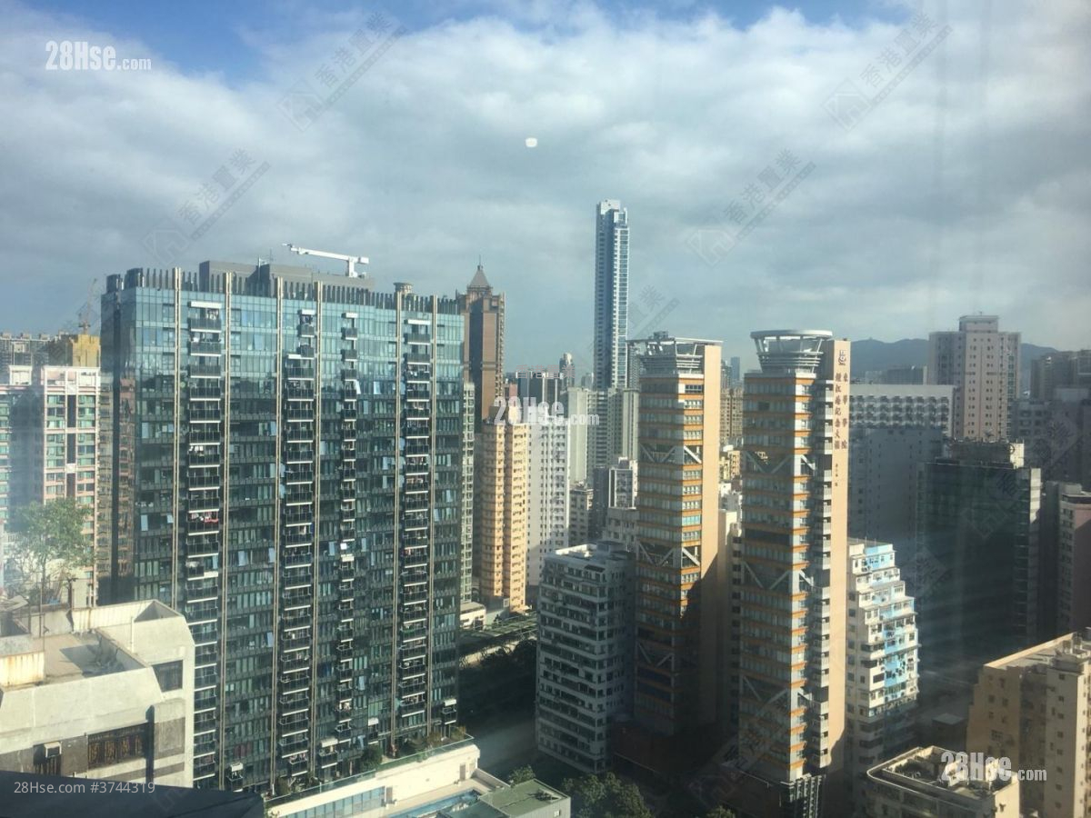 Skypark Sell 1 Bedroom , 1 Bathroom 407 ft²