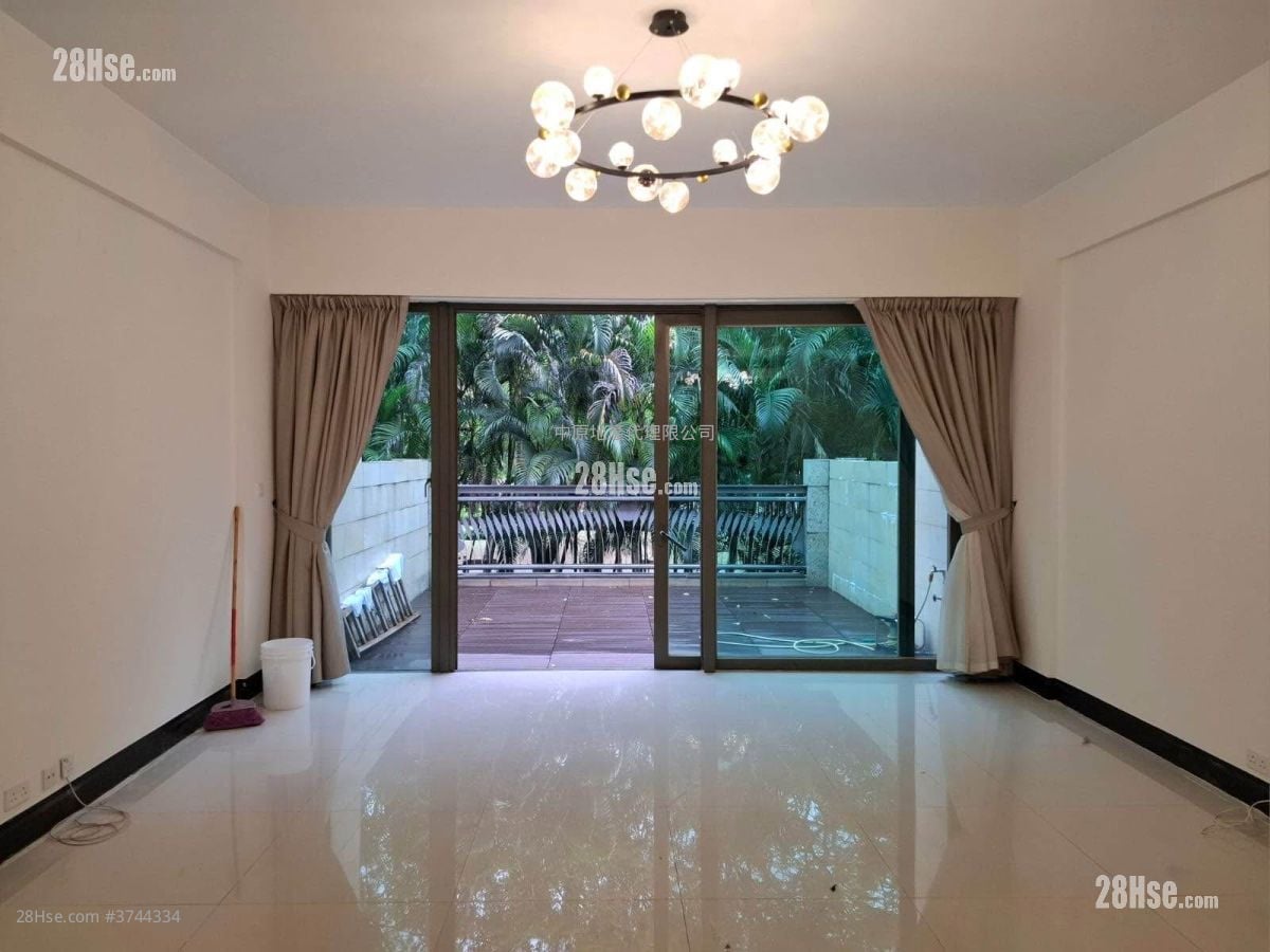 Caribbean Coast Sell 4 Bedrooms , 5+ Bathrooms 1,897 ft²