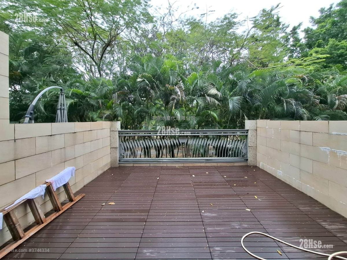 Caribbean Coast Sell 4 Bedrooms , 5+ Bathrooms 1,897 ft²