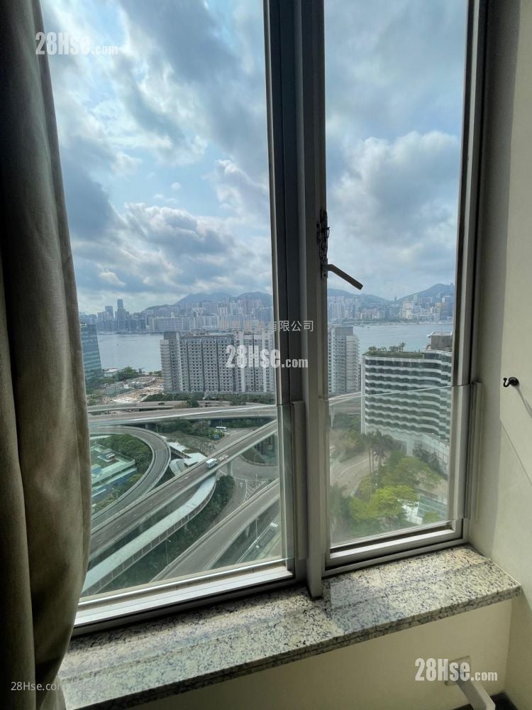 The Metropolis Residence Sell 2 Bedrooms , 1 Bathroom 488 ft²