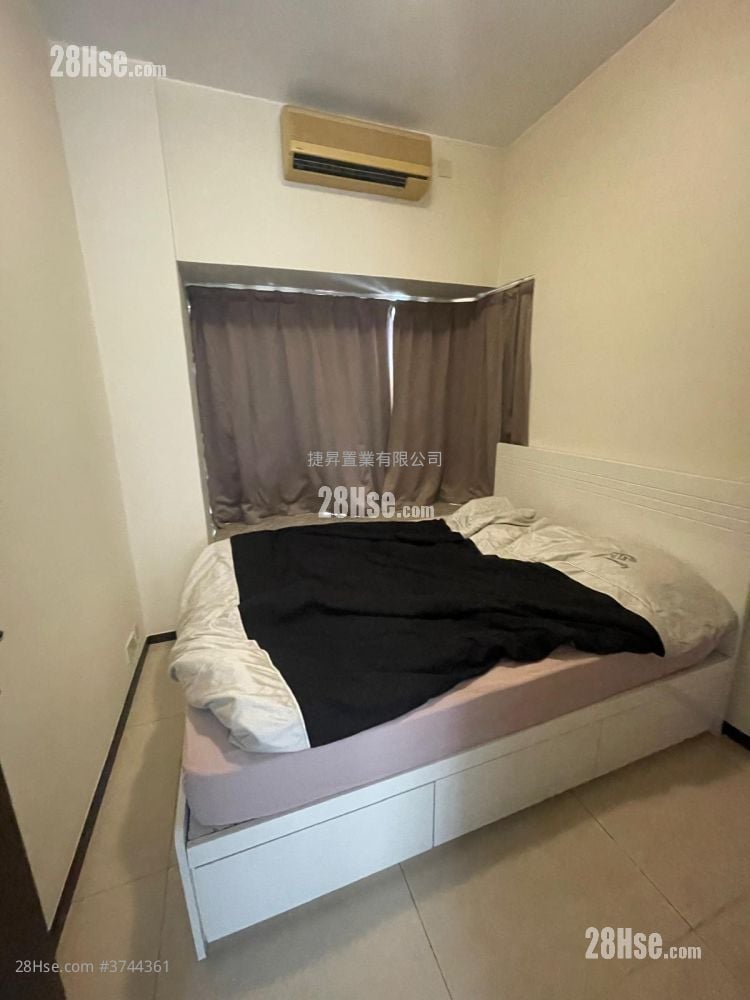 The Metropolis Residence Sell 2 Bedrooms , 1 Bathroom 488 ft²