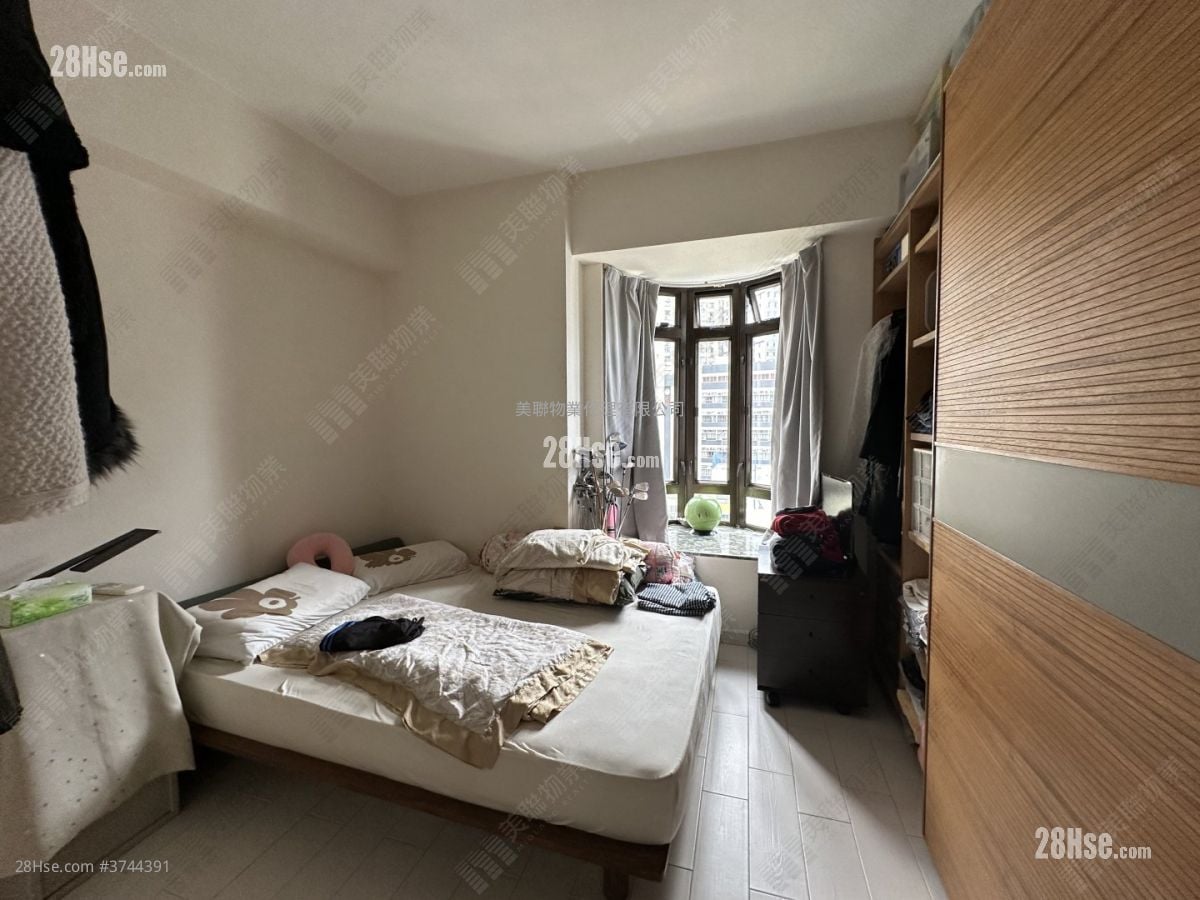 毅庐 售盘 3 房 728 平方尺