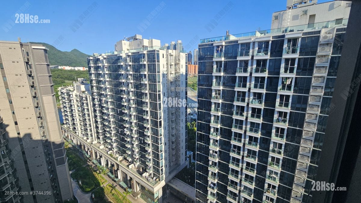 The Papillons Sell 2 Bedrooms 529 ft²