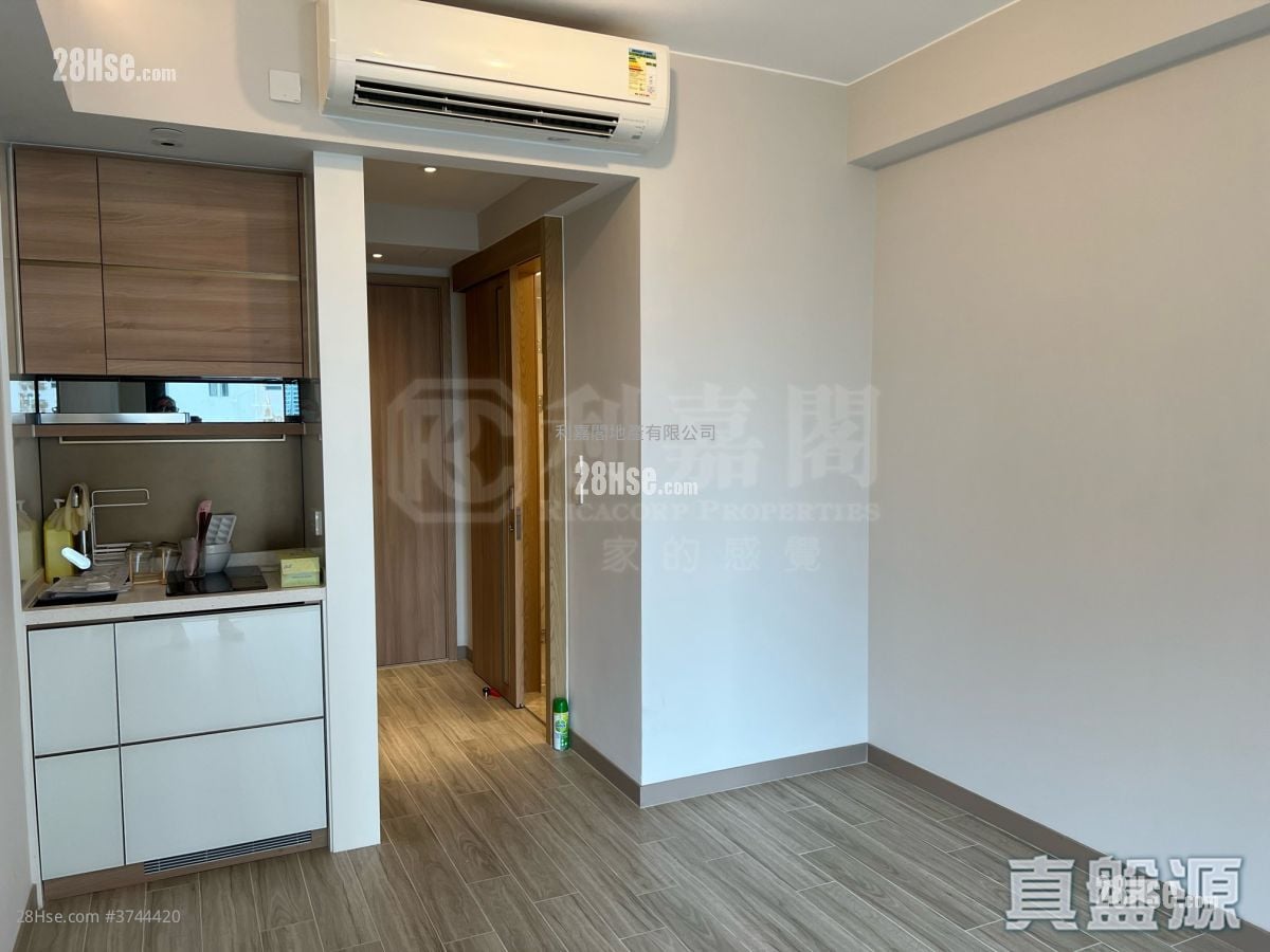 Arbour Sell 256 ft²