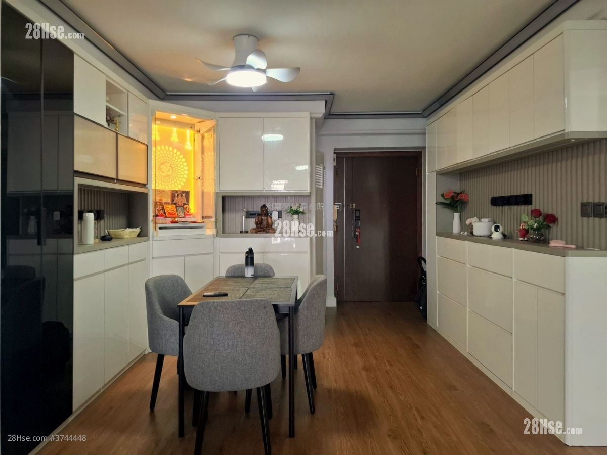 映湾园 售盘 3 房 , 2 浴室 918 平方尺