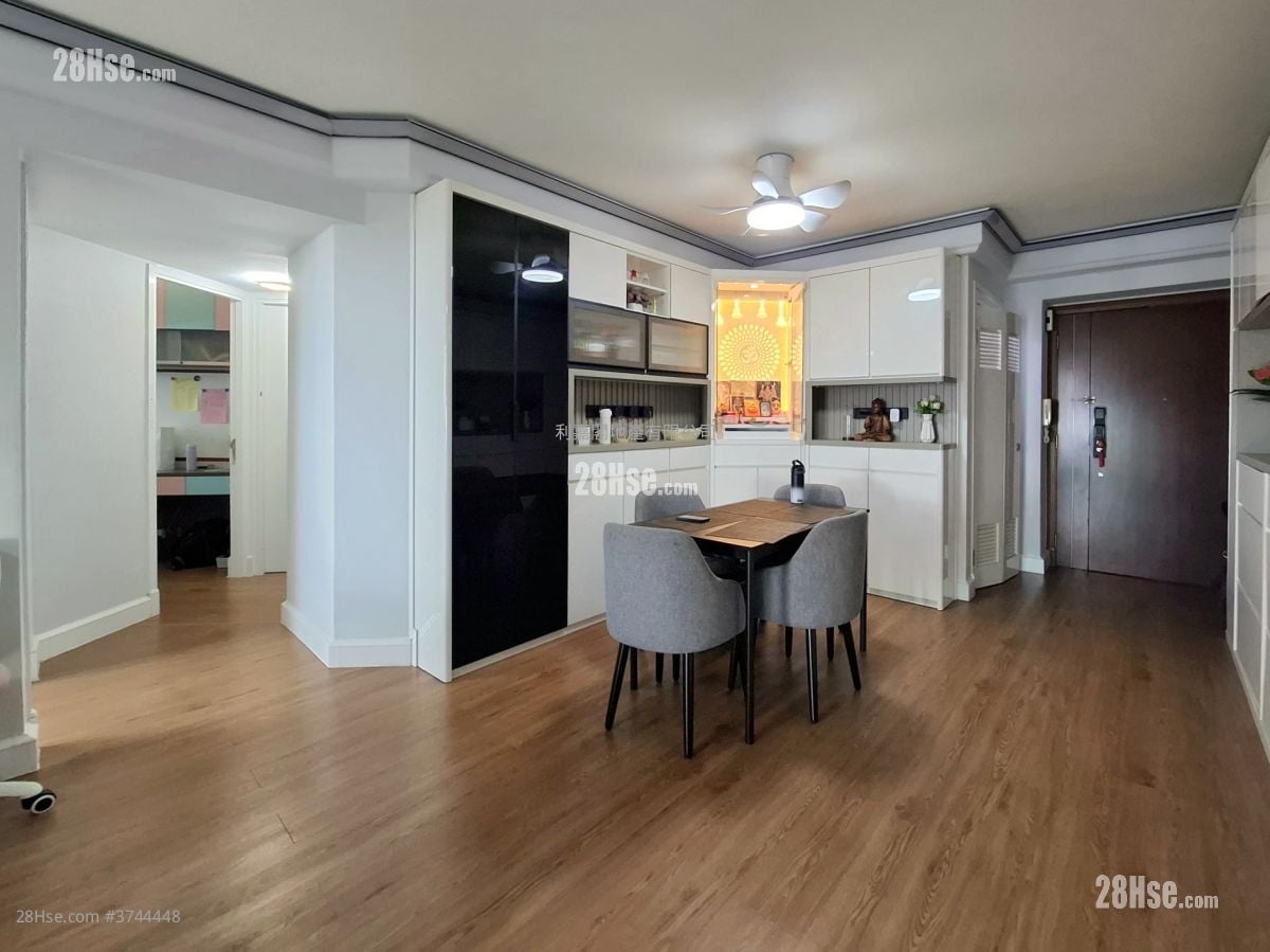 映湾园 售盘 3 房 , 2 浴室 918 平方尺