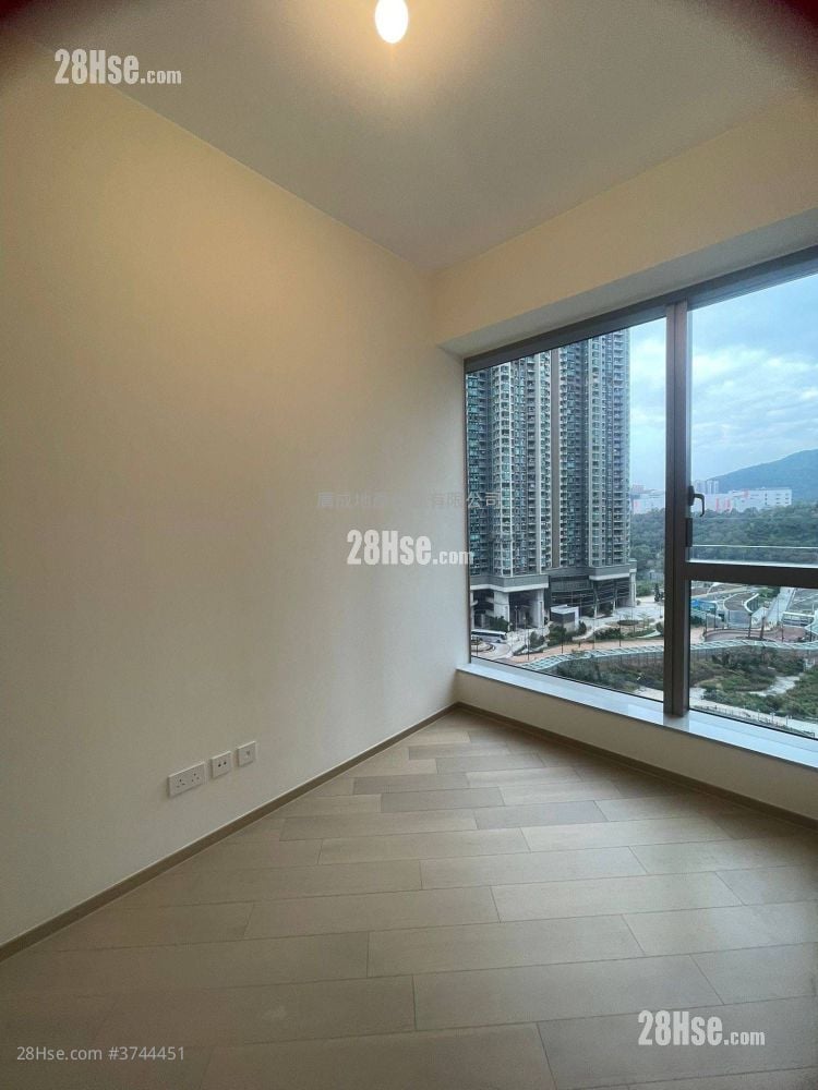 Villa Garda Ii Rental 2 Bedrooms , 1 Bathroom 451 ft²