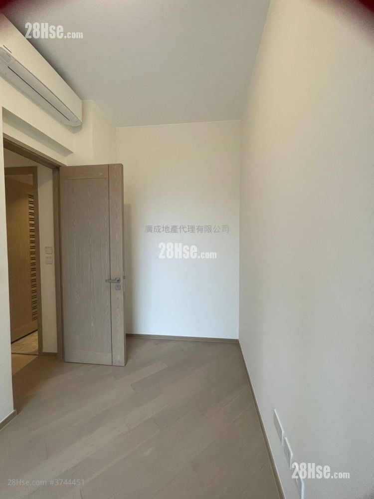 Villa Garda Ii Rental 2 Bedrooms , 1 Bathroom 451 ft²