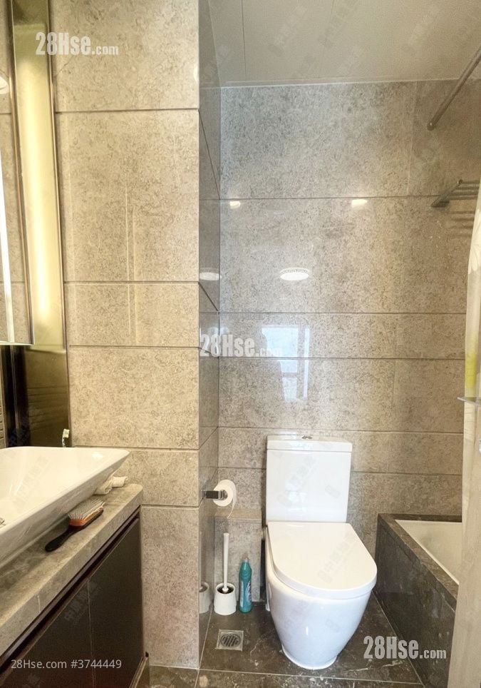 Sea To Sky 售盤 3 房 , 2 浴室 745 平方呎