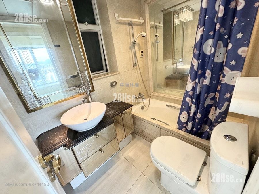 緻藍天 售盤 3 房 , 3 浴室 819 平方呎