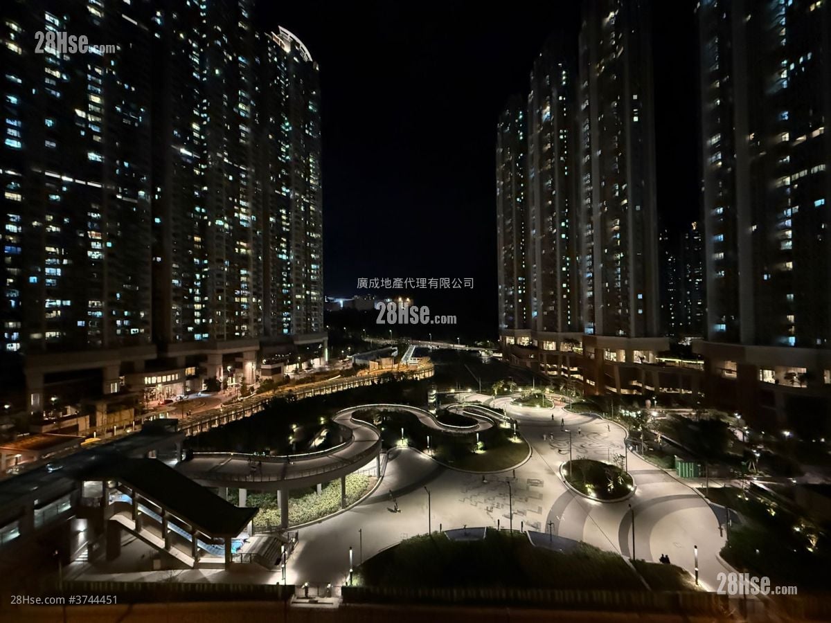 Villa Garda Ii Rental 2 Bedrooms , 1 Bathroom 451 ft²