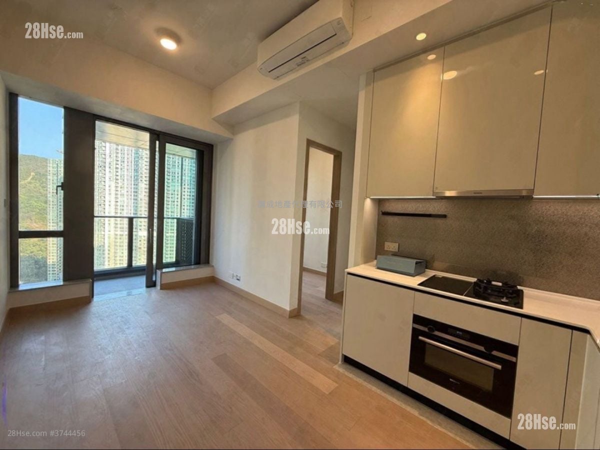Seasons Place 租盘 2 房 , 1 浴室 441 平方尺