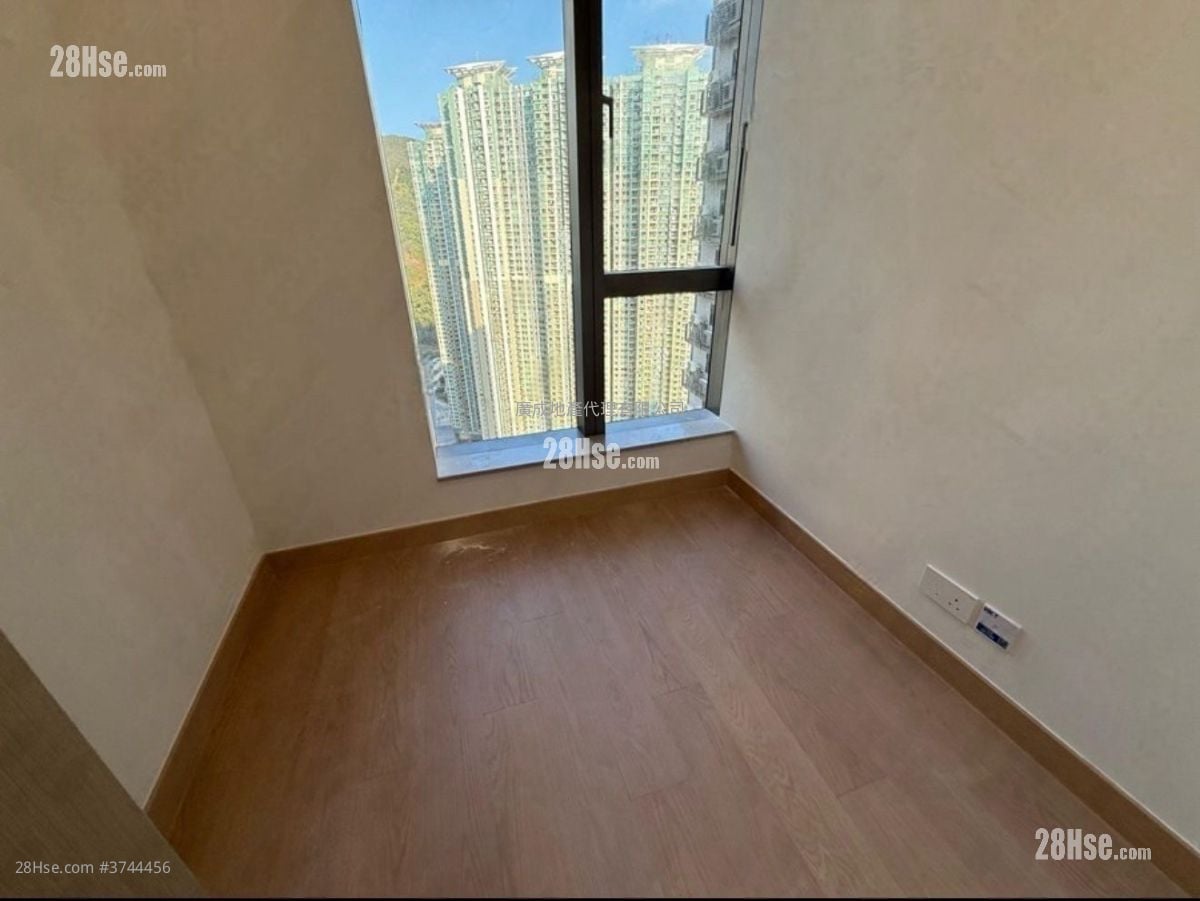 Seasons Place 租盘 2 房 , 1 浴室 441 平方尺