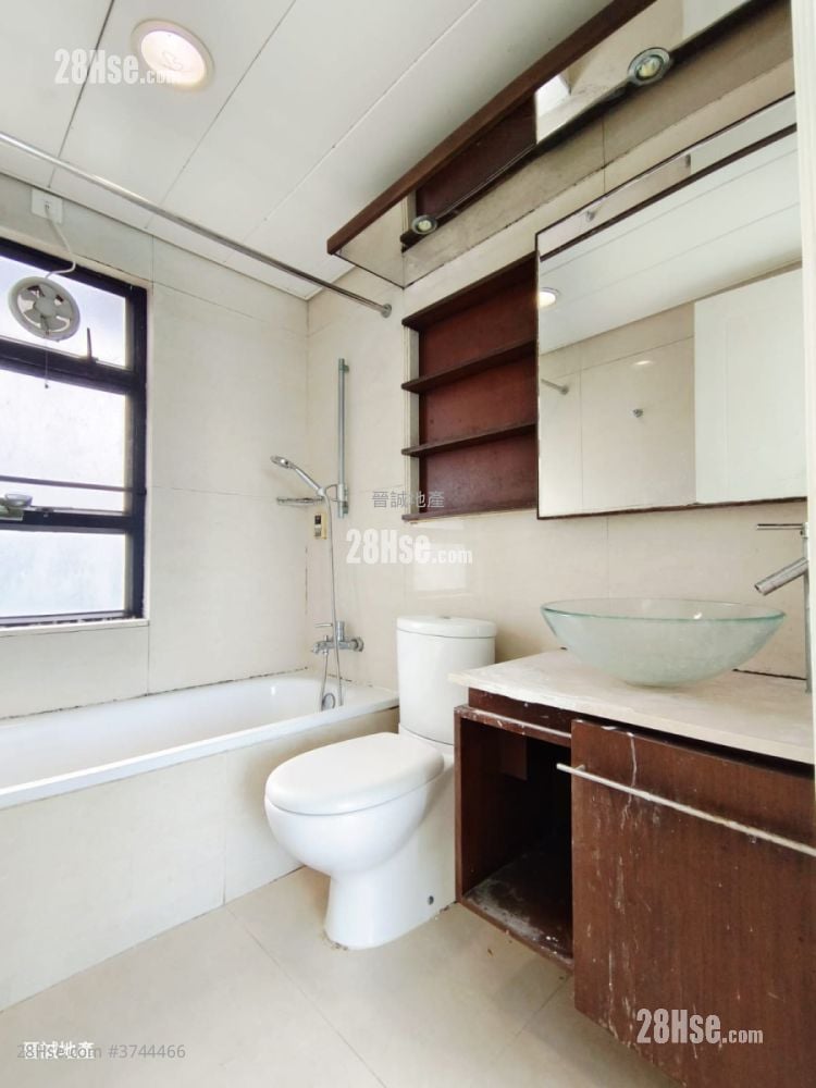 Anglers' Bay Sell 3 Bedrooms , 2 Bathrooms 680 ft²