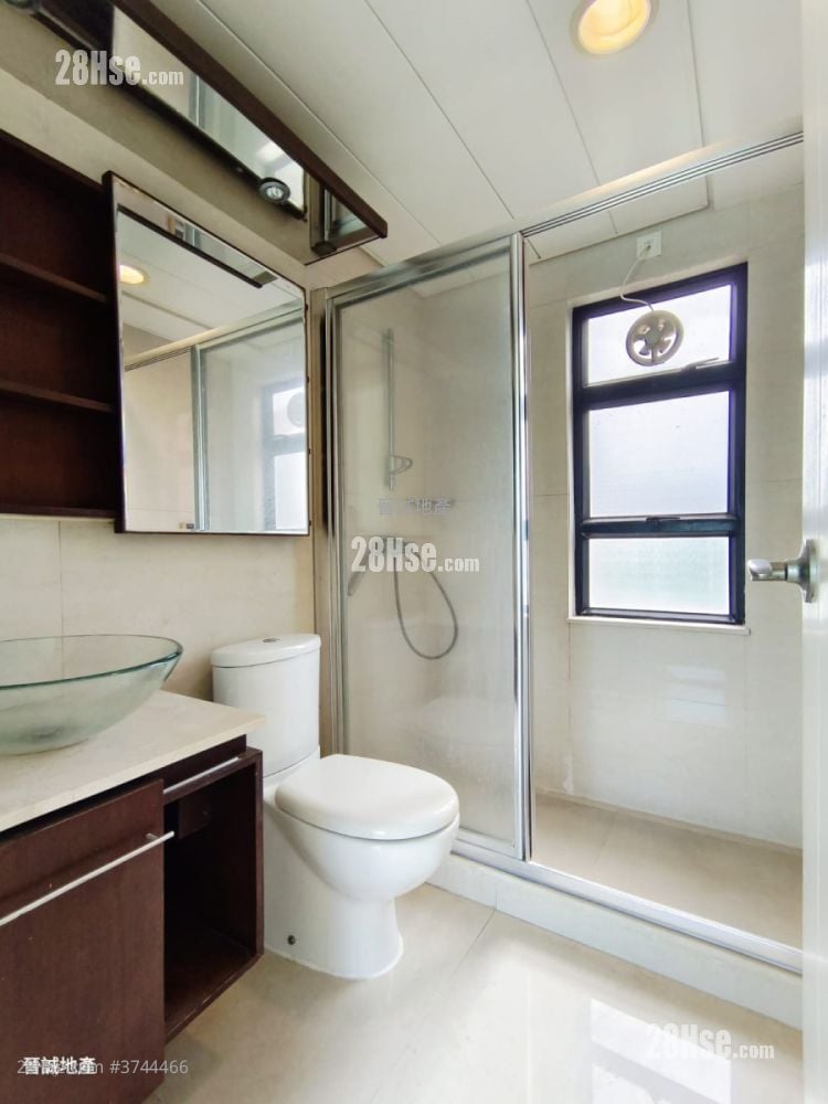 Anglers' Bay Sell 3 Bedrooms , 2 Bathrooms 680 ft²