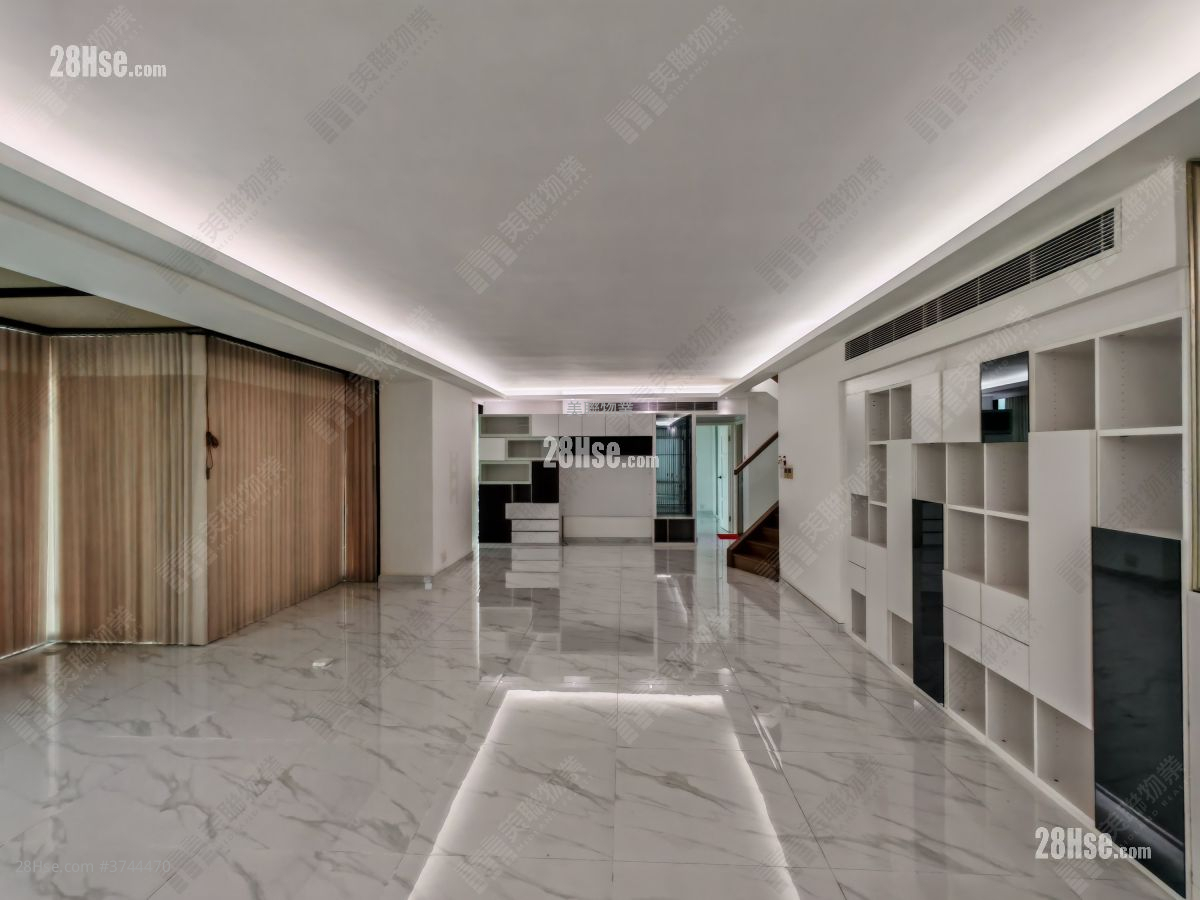 駿景園 租盤 4 房 , 4 浴室 2,478 平方呎