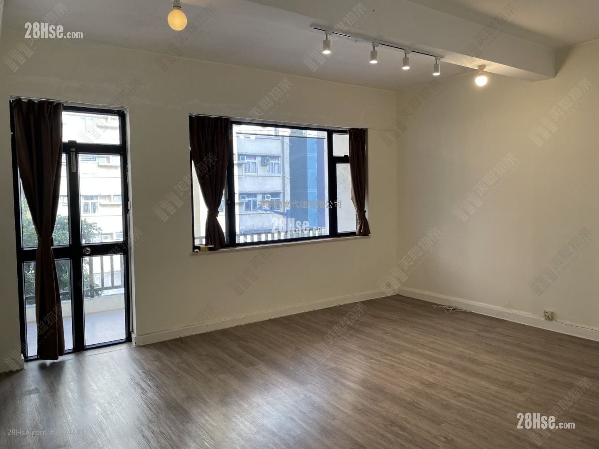 何文田街29-31号 售盘 3 房 1,496 平方尺