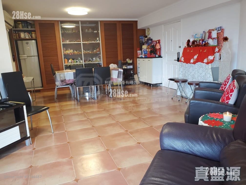 太古城 售盘 3 房 , 2 浴室 1,015 平方尺