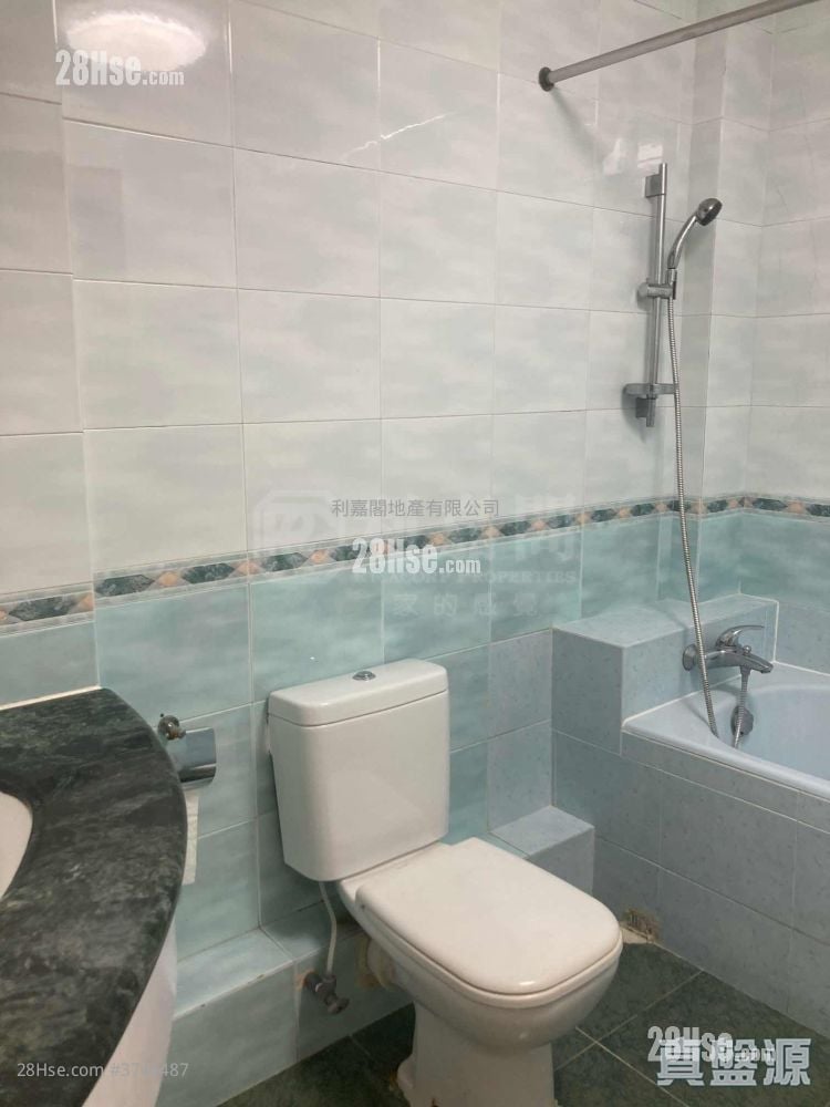 太古城 售盘 3 房 , 2 浴室 1,015 平方尺