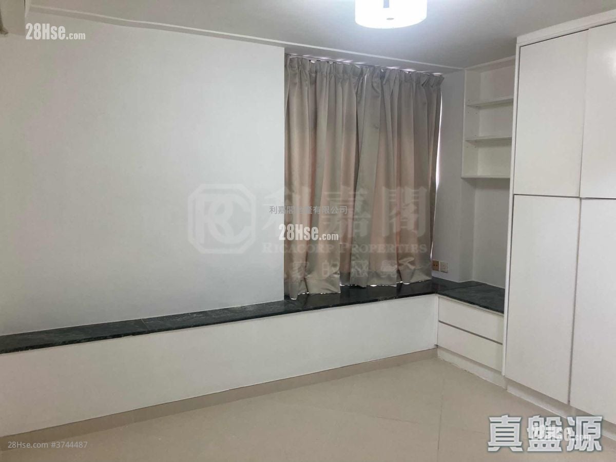 太古城 售盘 3 房 , 2 浴室 1,015 平方尺