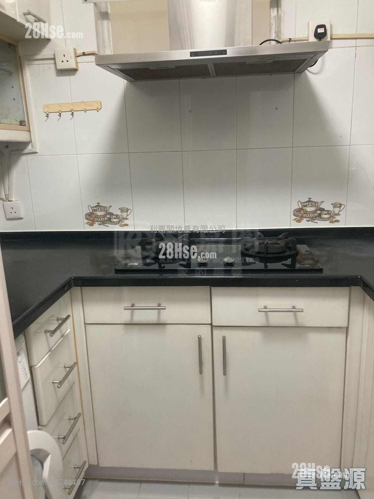 太古城 售盘 3 房 , 2 浴室 1,015 平方尺