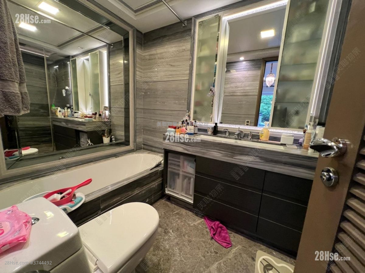 The Zumurud Sell 4 Bedrooms 1,723 ft²