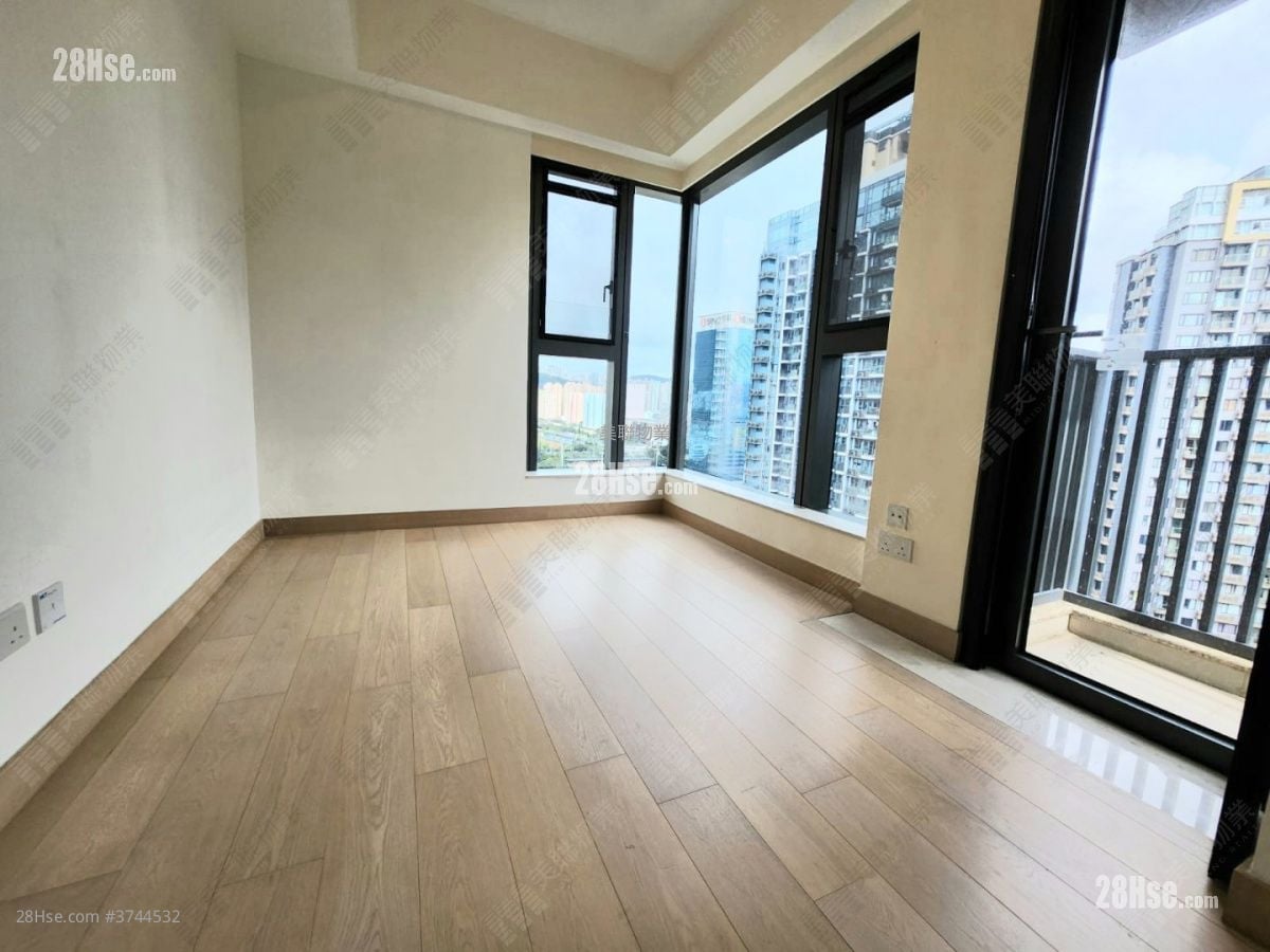 天寰 售盘 3 房 , 2 浴室 635 平方尺