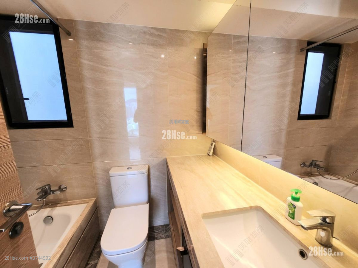 天寰 售盘 3 房 , 2 浴室 635 平方尺